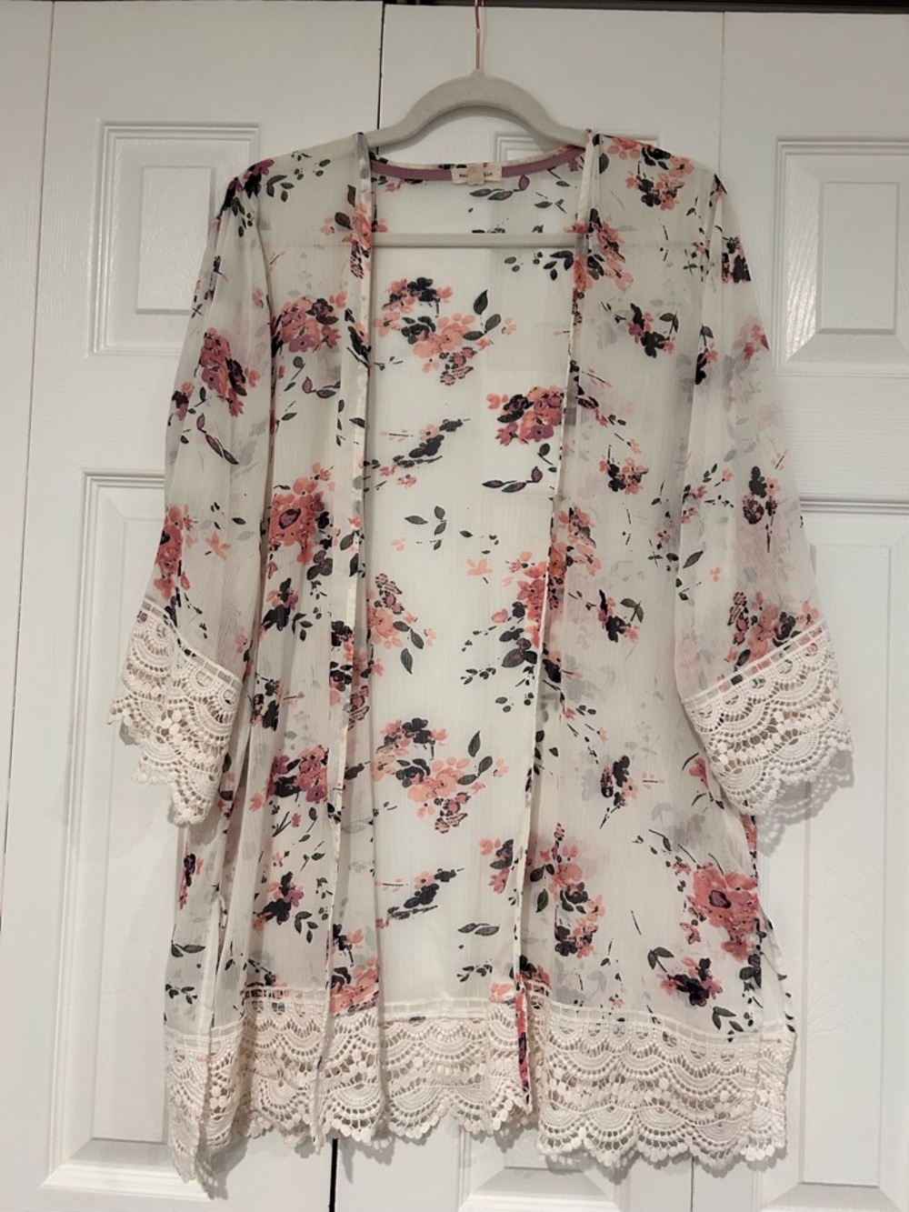 Mason & Belle Floral Lace Trim Sheer Kimono - size L